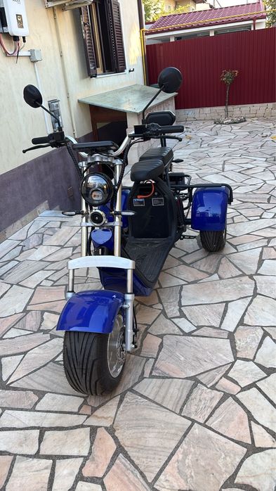 Vand triciclu electric
