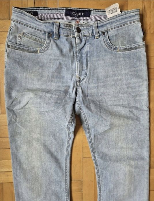 Pantaloni / Blugi Bărbați Atelier Gardeur "Batu Modern Fit" - W34/L30