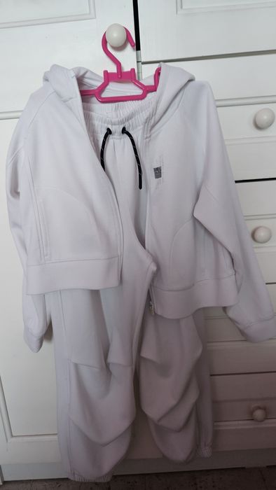 Спортен комплект ZARA, размер 10 г.