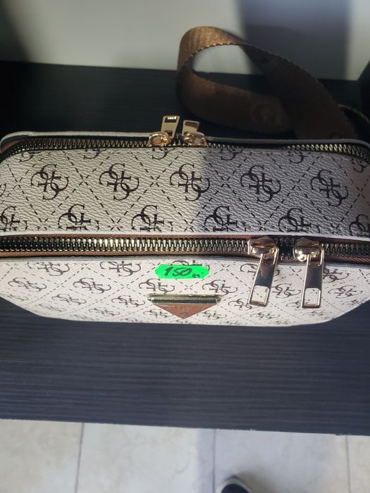 Genți,portofele Guess