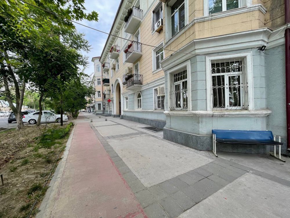 Сев Вокзал Саракулька | 38кв - под нежилое помещение вдоль дороги Прод