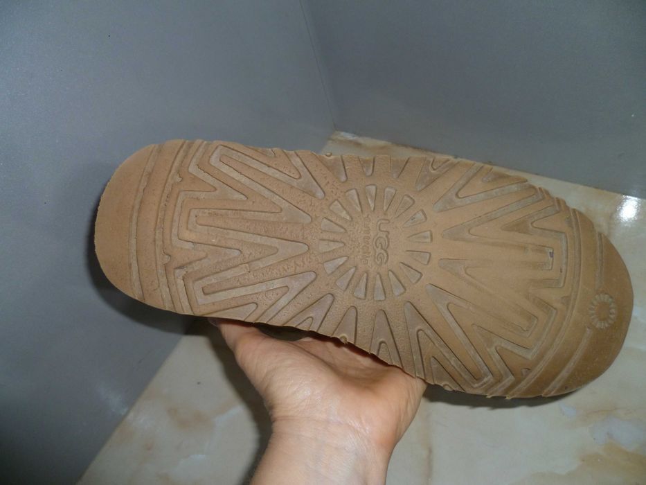 UGG оригинални ботуши №40