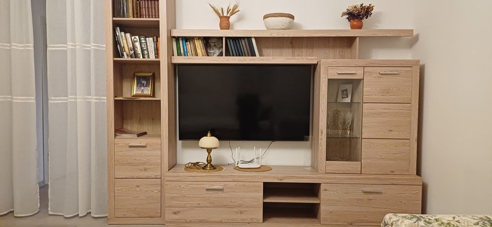 Горка стенка в зал, гостинную