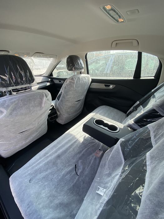 Hongqi E-QM5 500Km Full 2025