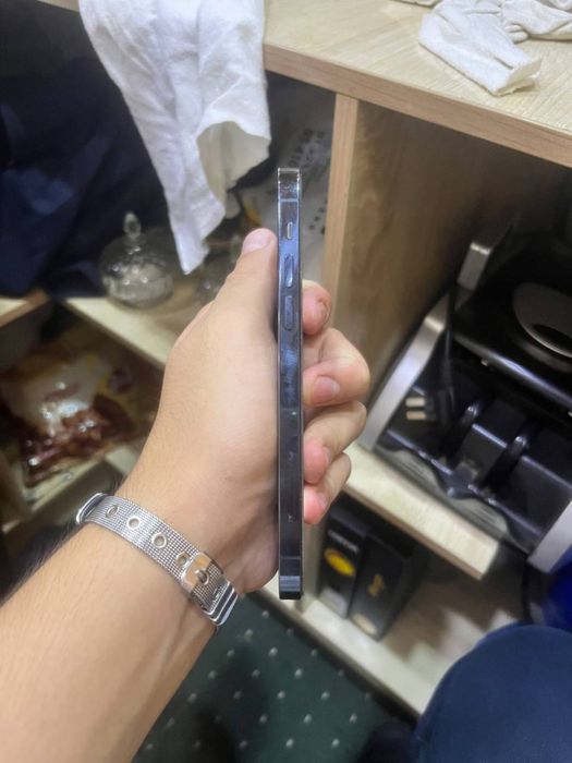 IPhone 12 pro.