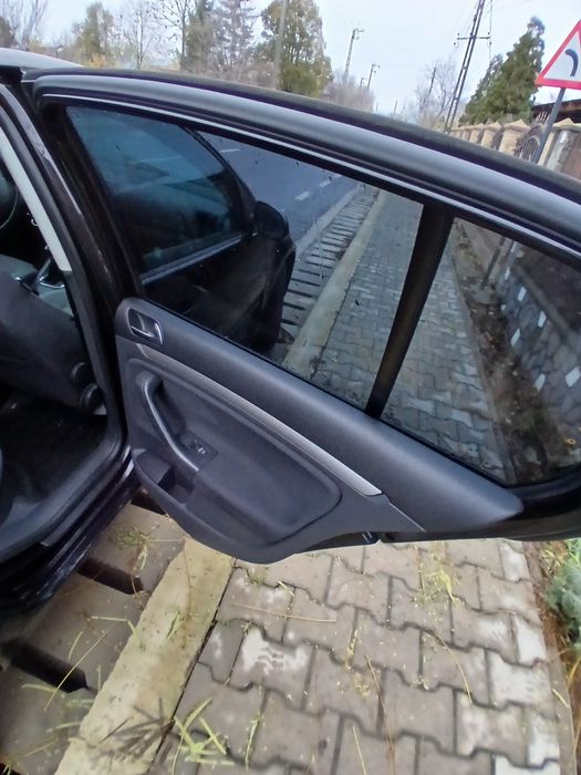 Volswagen Golf V 2.0 TDI 140CP