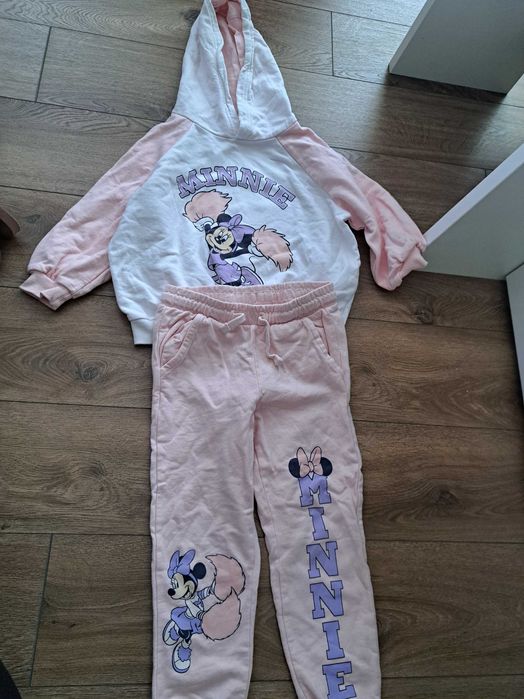 Дрешки момиче 104см