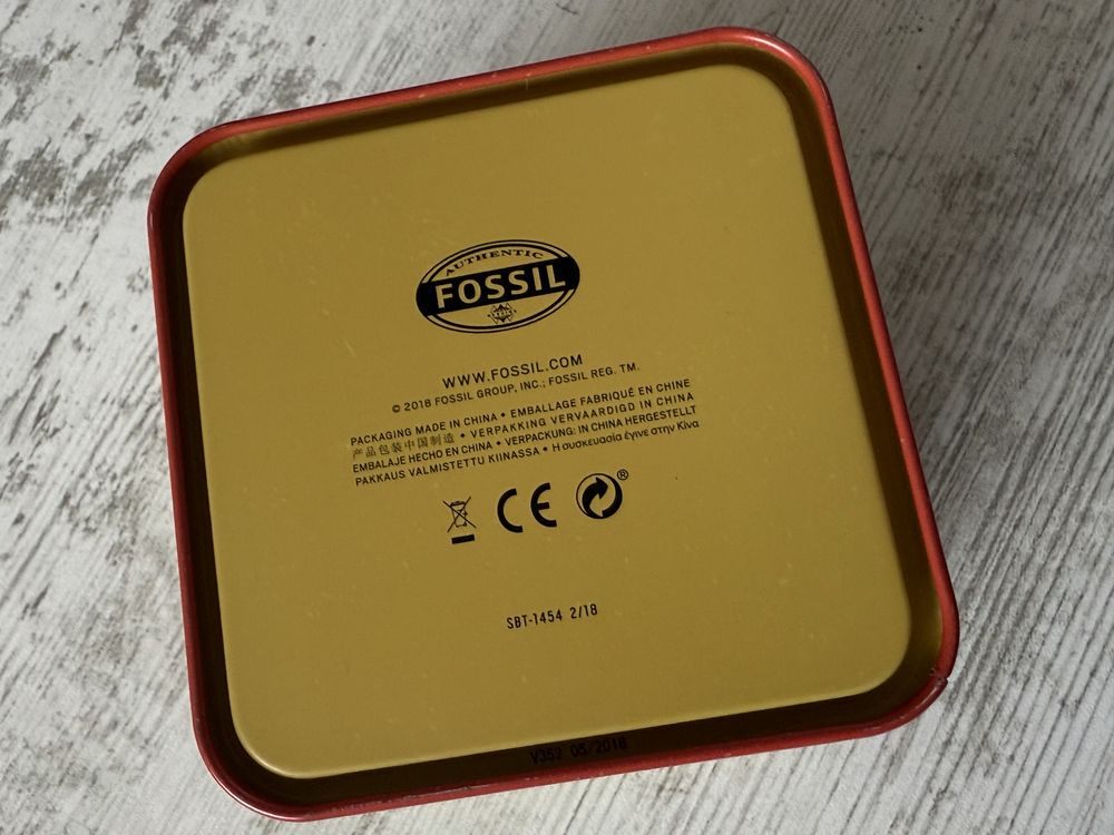 Fossil Machine Черен
