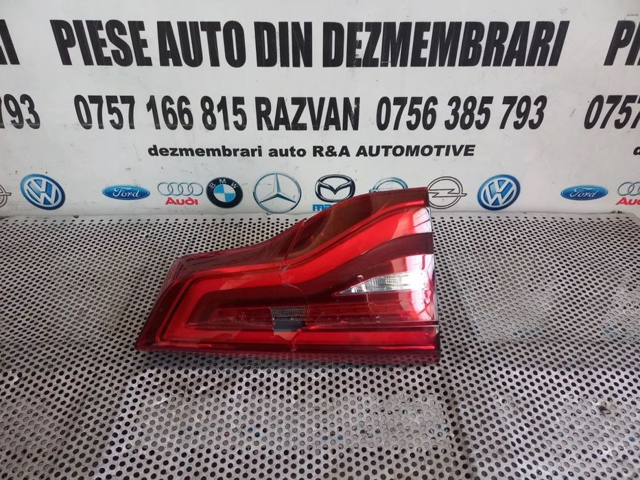 Stop Bmw X3 G01 Lampa Stop Tripla Stanga De Pe Haion Hayon Bmw X3 G01 Cod  STICLA CRAPATA - Dezmemb