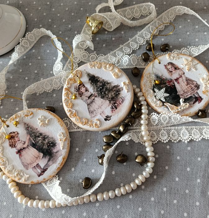 Игрушки новогодние