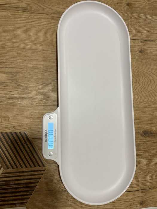 Електронна везна за бебета