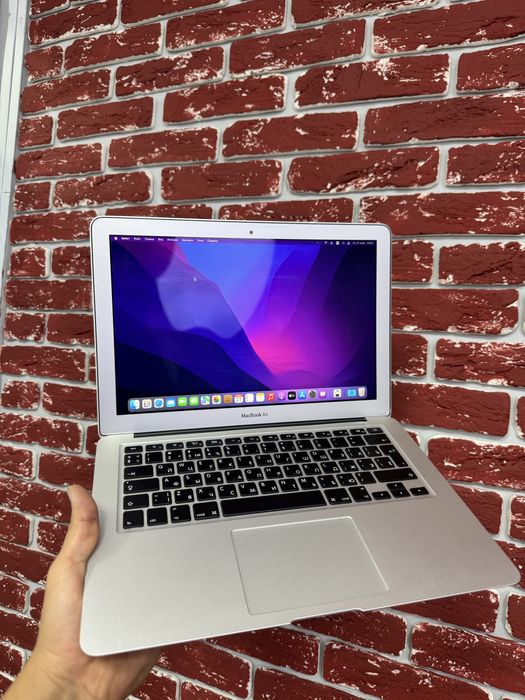 Macbook air 13•A1466•2015 года•i5/8GB Озу/128gb ssd