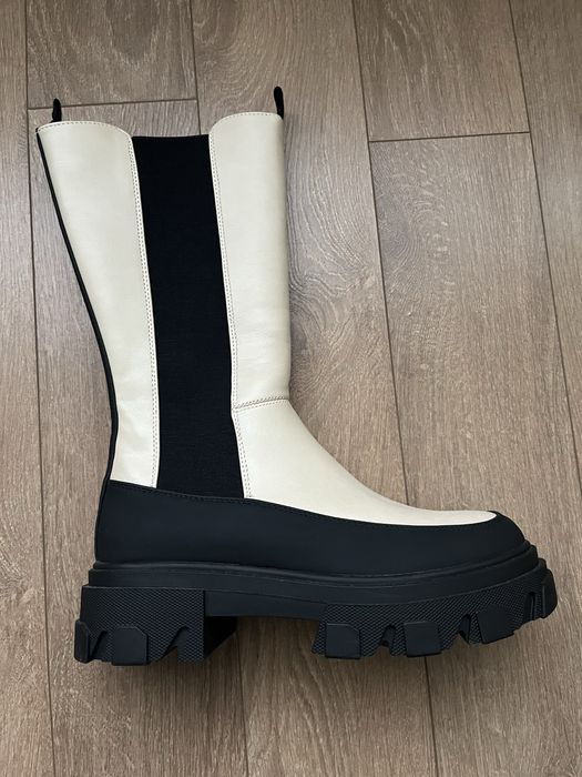 Дамски ботуши Only