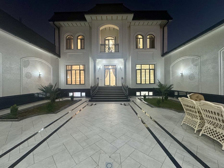 Продается ТАУНХАУС(хавли,дом), 4.5 соток. Гагарина