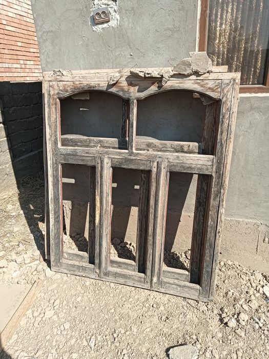 Есік, терезе айнасымен сатылады