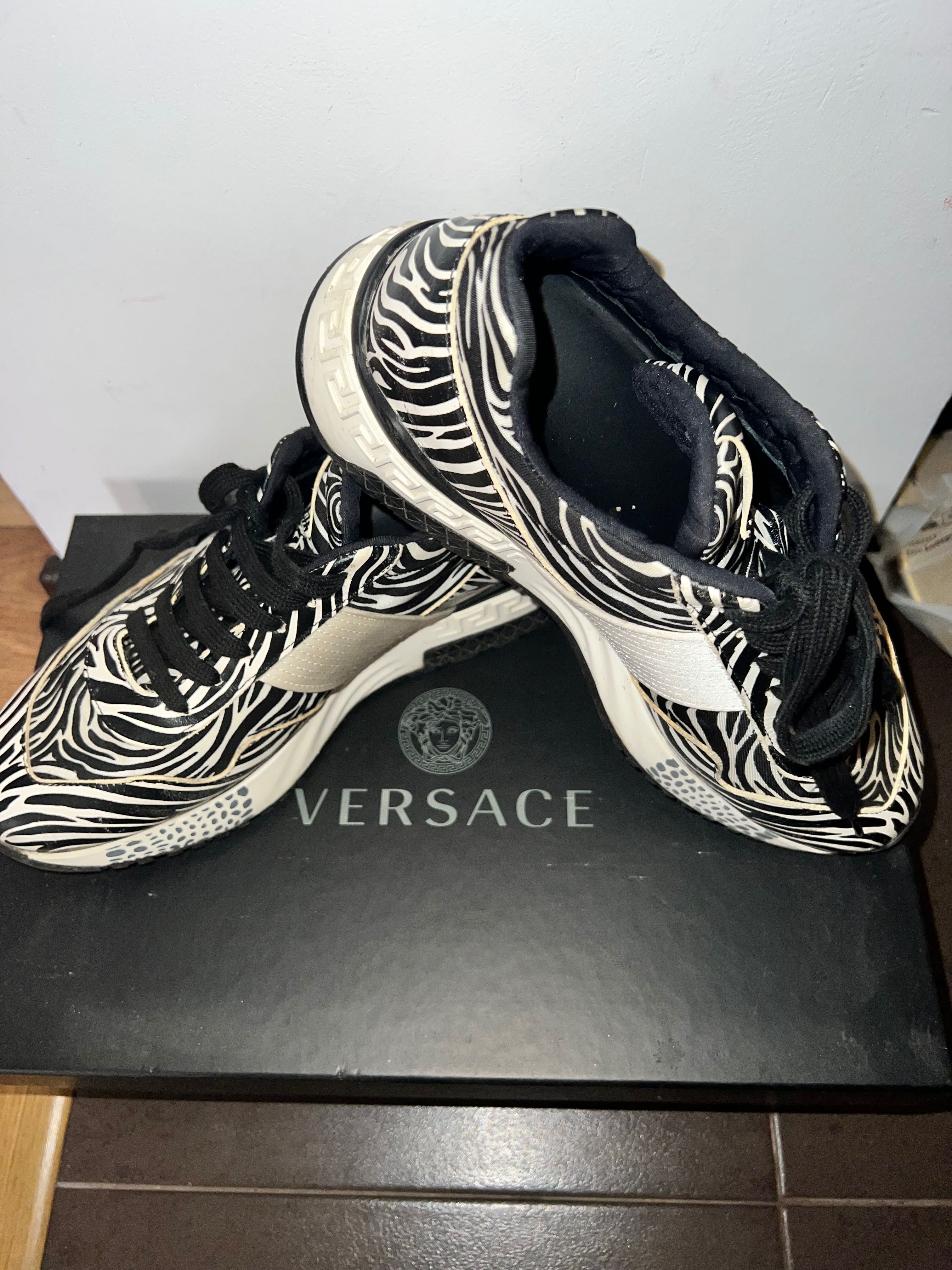 Adidași Versace Dama