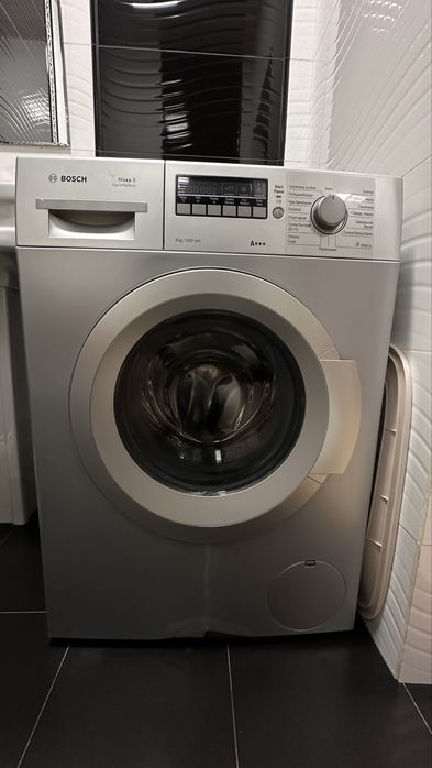 Стиральная машина BOSCH 8 кг
