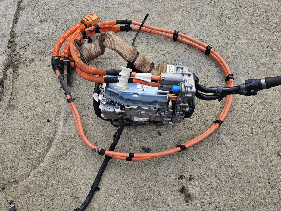 Invertor generator incarcator mercedes A class w177 hybrid