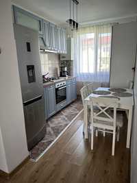 Inchiriez apartament 3 camere