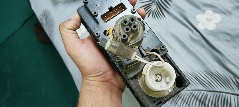 Nexia magnitafon va boshqa narsalari