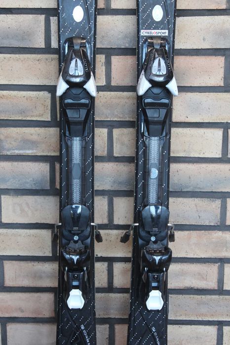 Schiuri Atomic Cloud nine 156cm cod:0213