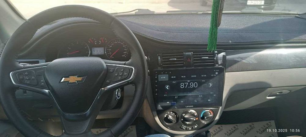 Продаётся автомобиль