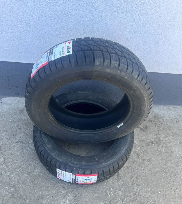Vand 2 anvelope iarna 195/60/R 16 c-noi- dot 2022