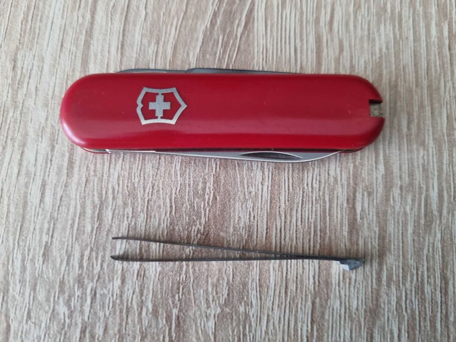 Швейцарски джобен нож Victorinox Classic