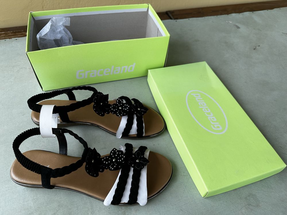 Сандали НОВИ! дамски DEICHMANN 41