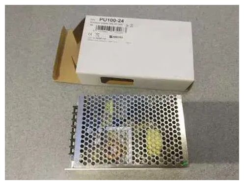 12 вольт / импульсный стабилизированный / блок питания 12V 5A 60W