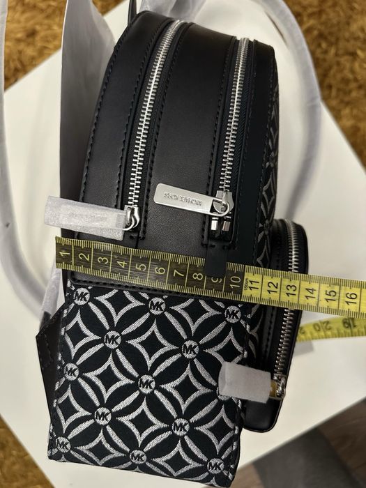 Ghiozdan Michael Kors NOU primit cadou