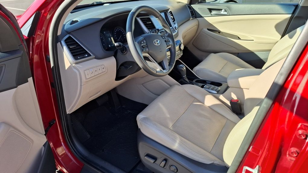 Vand Hyundai Tucson Luxury+, 2018, 1.6 TGDI, 177CP, 4x4, 129.800km