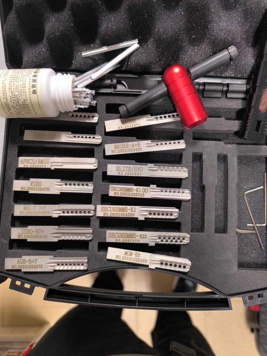 ключарски инструмент за отваряне на ЯМКОВИ патронници