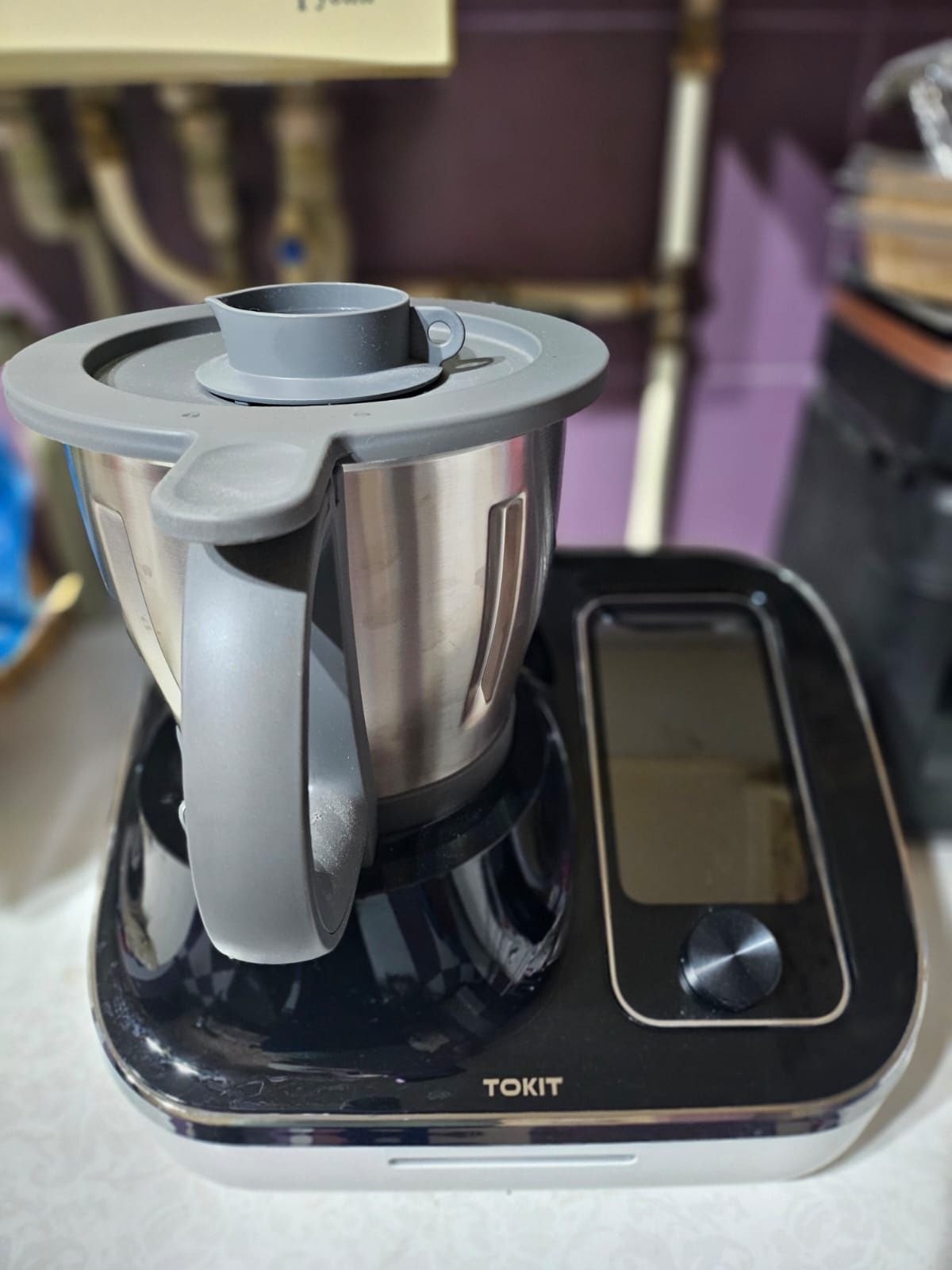 Кухонный робот  TOKIT