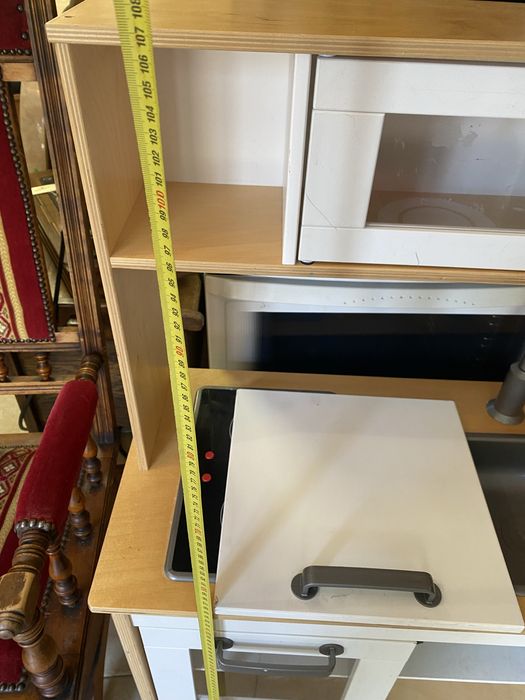 Продавам детска кухня