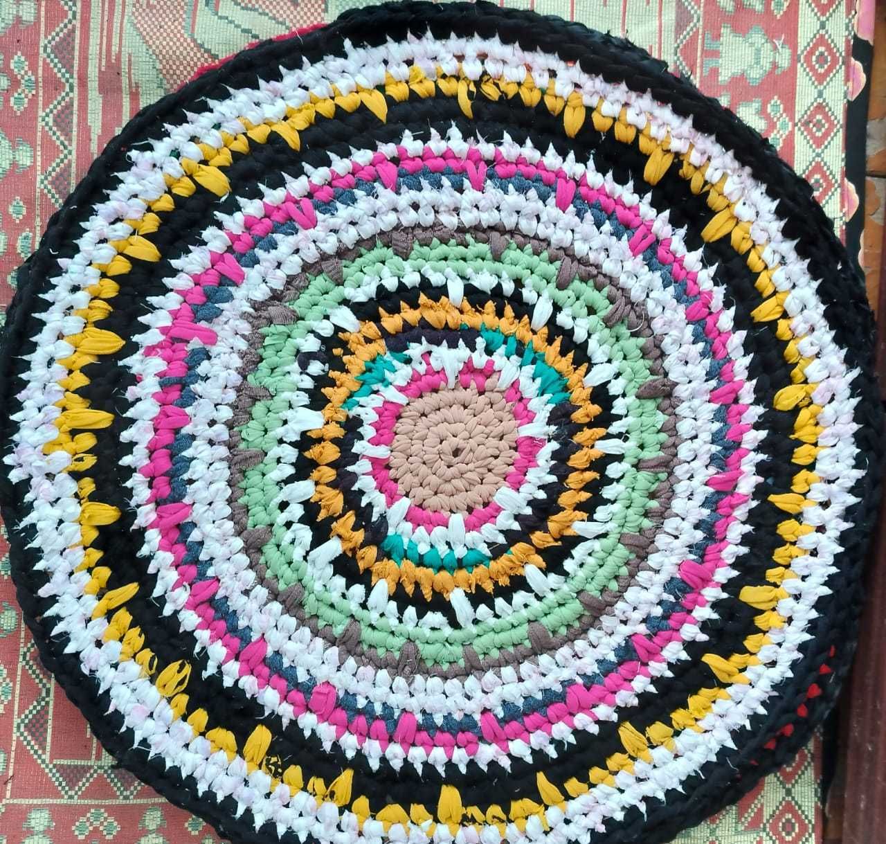 коврики ручной работы, handmade (вязаные крючком)