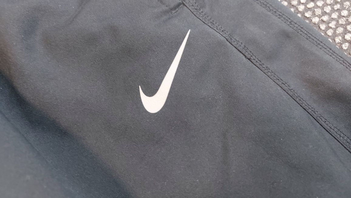 Nike L/XL анцуг мъжки