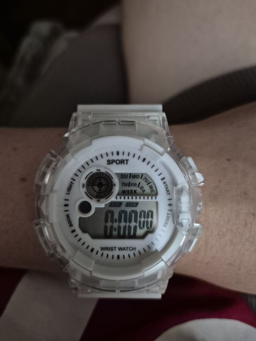 Ceas sport  unisex alb