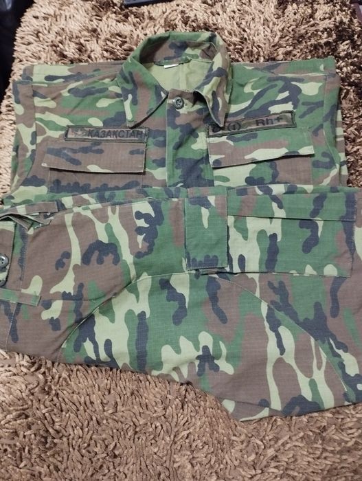 Продам костюм камуфляжный