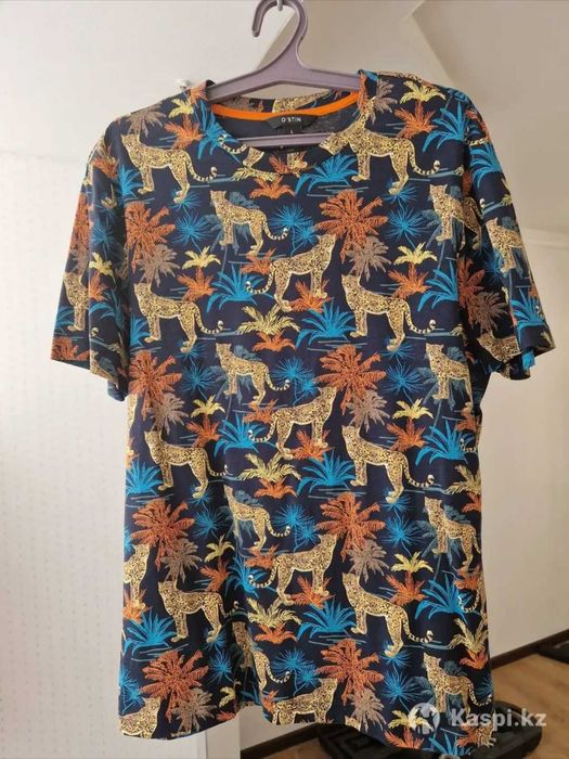 Продается футболка