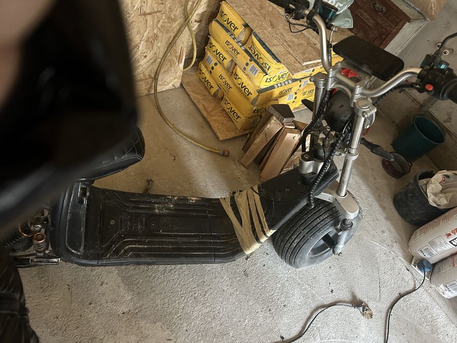 Vand scuter electric urgnet