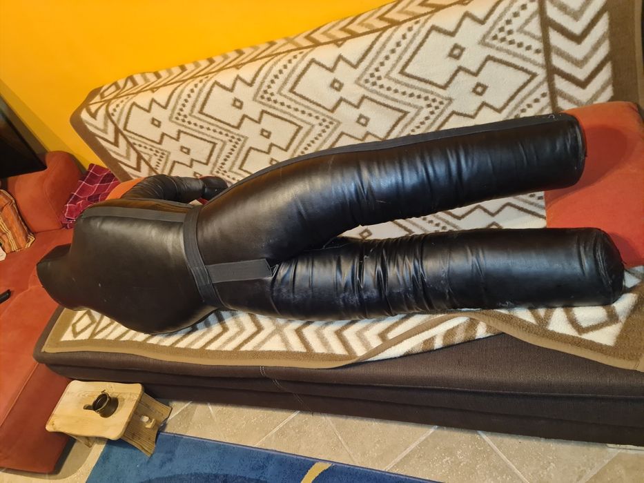 Manechin din piele mare,tip sac de box lupte, box etc