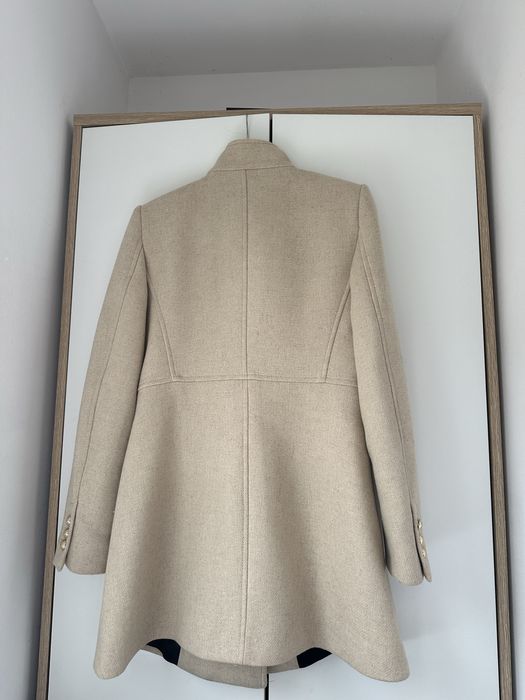 Вълнено палто Zara
