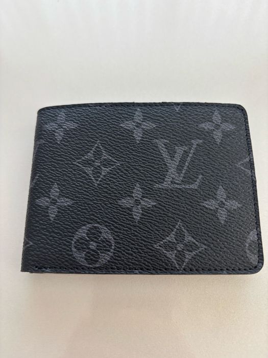 Портфей Louise Vuitton