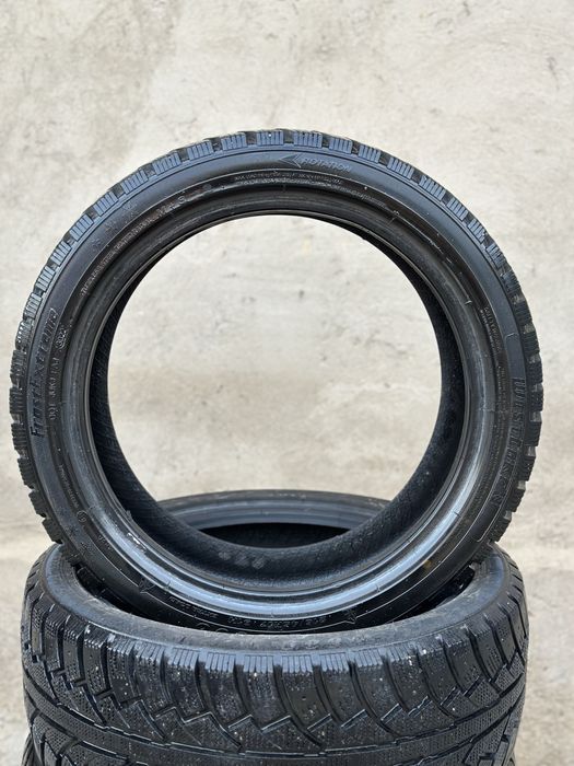 215 / 45 / R17  ЗИМНИЕ ШИНЫ