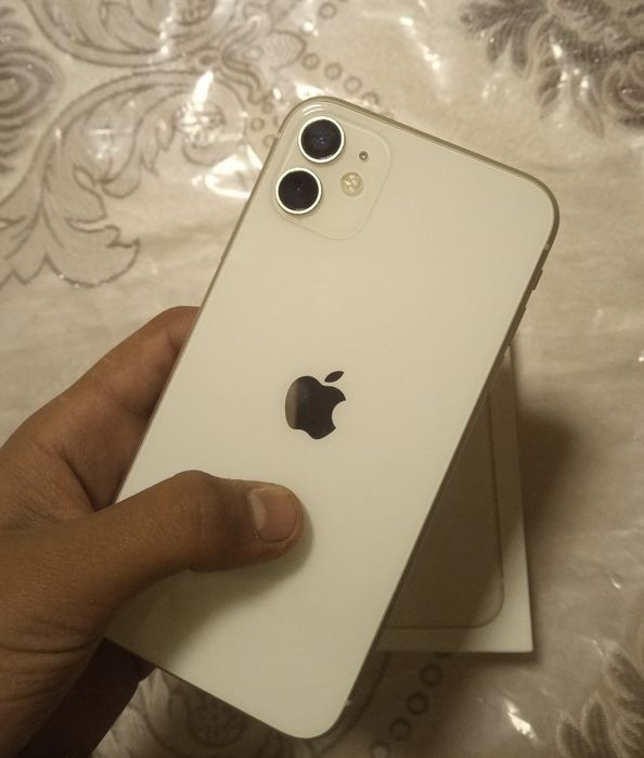 Iphone 11 xotira 64