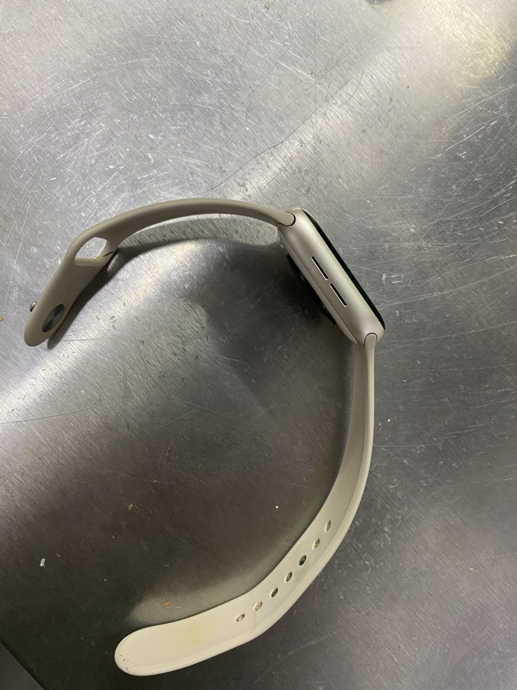 Apple Watch SE (GPS, 2‑го поколения) Корпус 44 мм — Алюминий