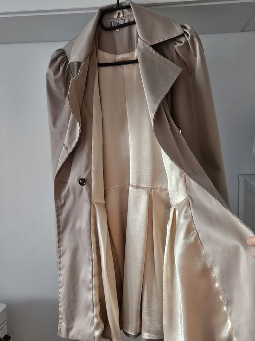 Palton subtire de toamna/primavara, elegant, marime M, nepurtat