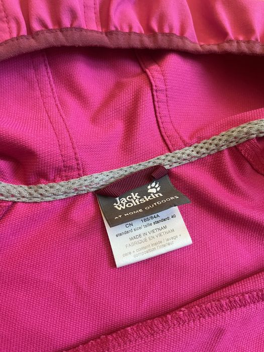 Geaca jack wolfskin femei roz