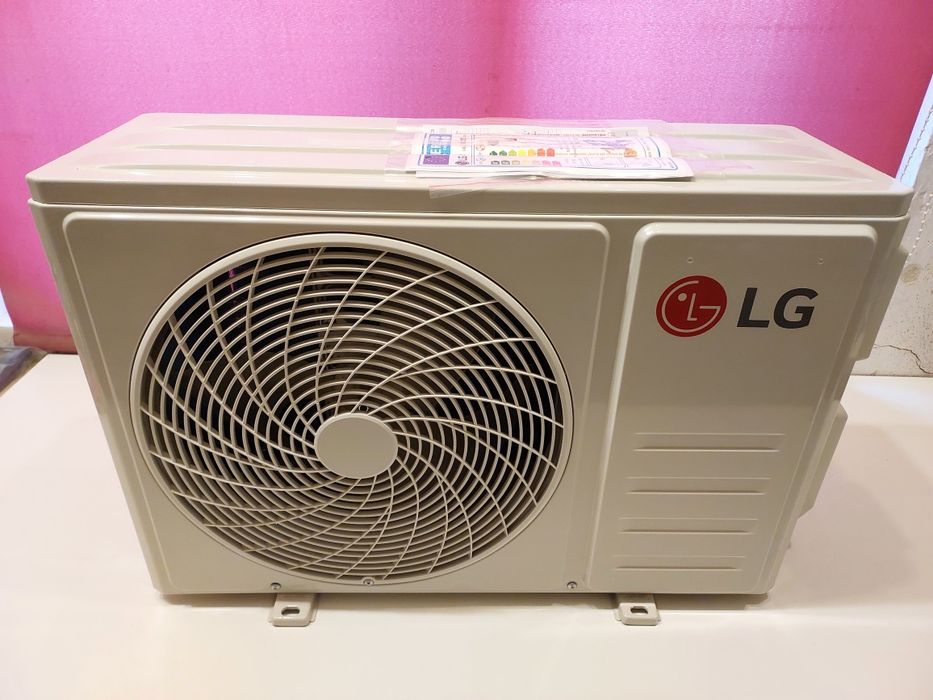Aparat aer condiționat nou LG 12000BTU, fast cooling-heating, A++